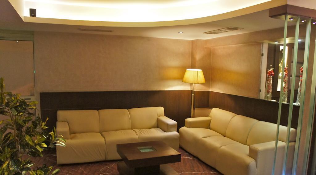 Hotel Surya Plaza Kota  Exterior foto